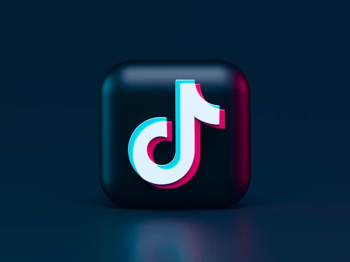 featurePage.featureHeroAlt